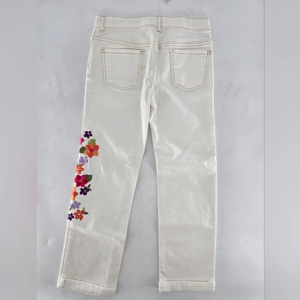Gymboree Off-White Jeans with Floral‎ Details